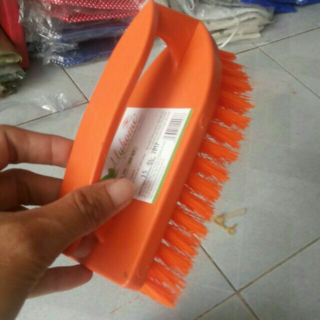 Bàn chải chà chân cao cấp
