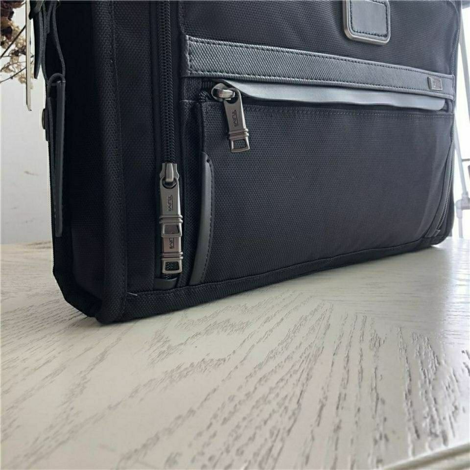 TÚI XÁCH TUMI NAM CAO CẤP ( ĐỰNG LAPTOP SANG TRỌNG TUMI 2603110-255