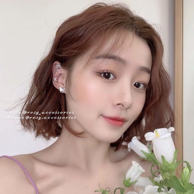 ROSY - KHUYÊN TAI VÀNH CON BƯỚM ĐÍNH ĐÁ