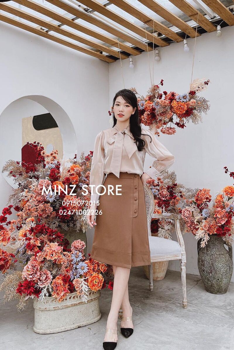 Chân váy A xẻ trước hàng cúc lệch (3 màu) | BigBuy360 - bigbuy360.vn