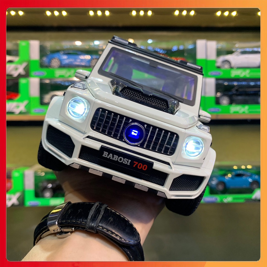 Xe mô hình Mercedes Benz G700 Brabus cao cấp tỉ lệ 1:18 hãng WEITUO