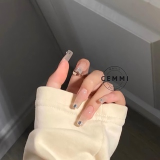 Nailbox thiết kế mẫu đính đá đầu móng