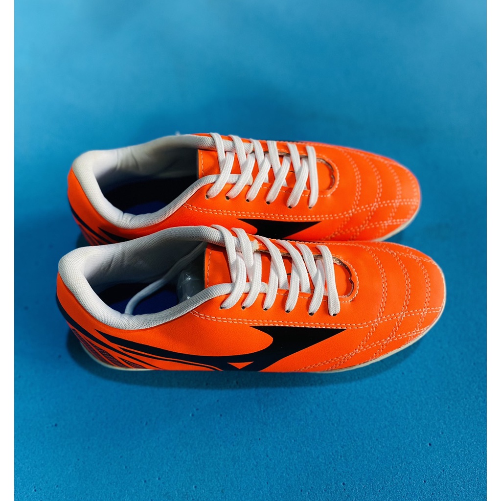 GIÀY ĐÁ BANH MIZUNO TRẺ EM
