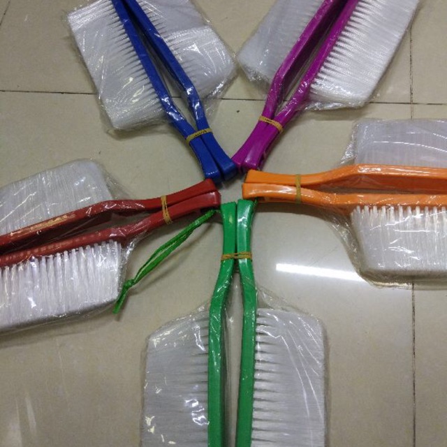 Bàn chải sợi cứng quét bàn bida 32k