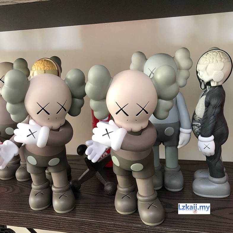 Mô Hình Đồ Chơi Nhân Vật Kaws Hug Together