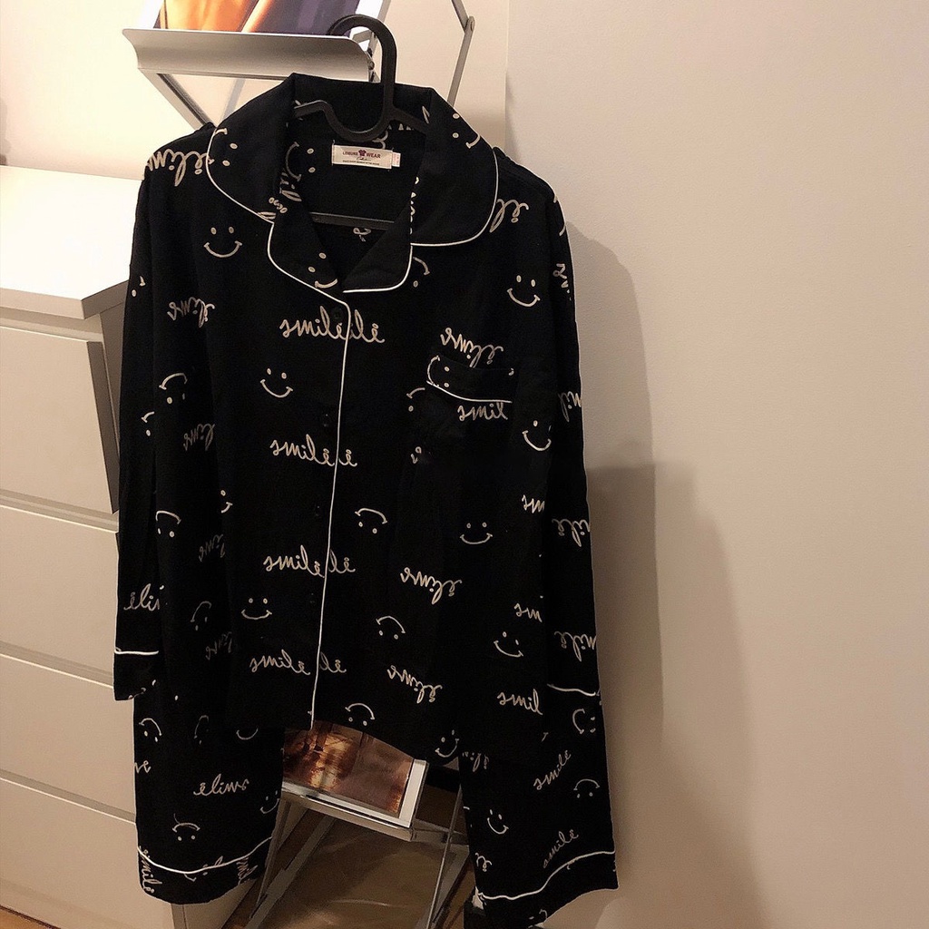 Bộ đồ ngủ tay dài dáng rộng màu đen phong cách Nhật Hàn thời trang thu đông cho nữ | BigBuy360 - bigbuy360.vn