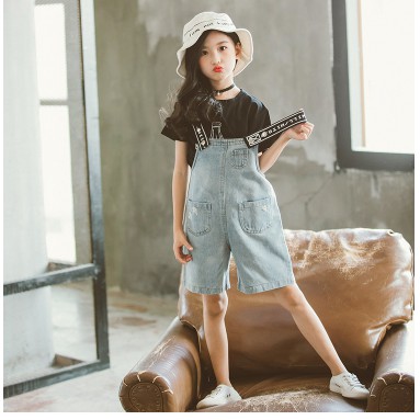 Bộ áo đen kèm yếm bò bé gái cao cấp size 4-8 tuổi(110-160)
