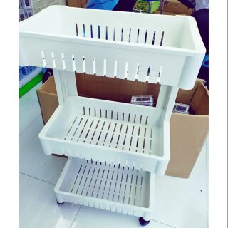 Kệ nhựa giảm giá hàng công ty