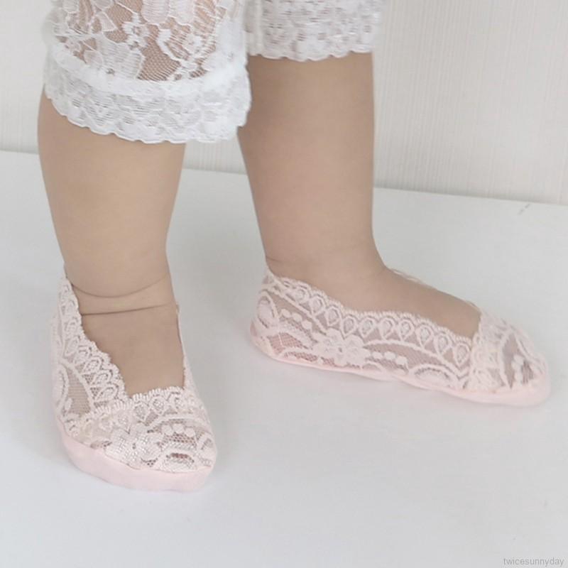 Vớ cotton phối ren chống trượt xinh xắn dành cho bé gái