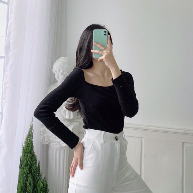 Áo Tay Dài Cổ Vuông