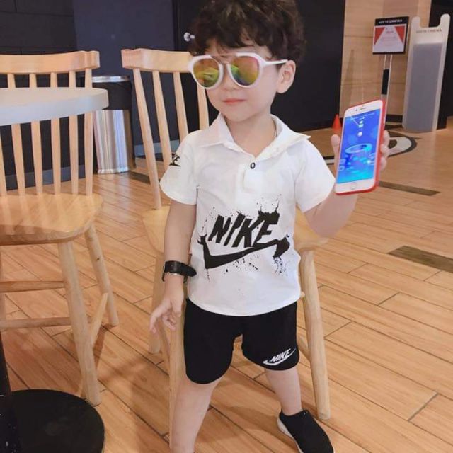 Bộ nike tRáng trần lài