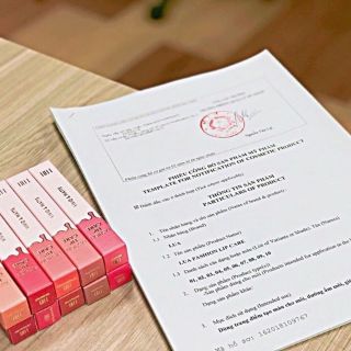 Ủ Hồng Môi Lua