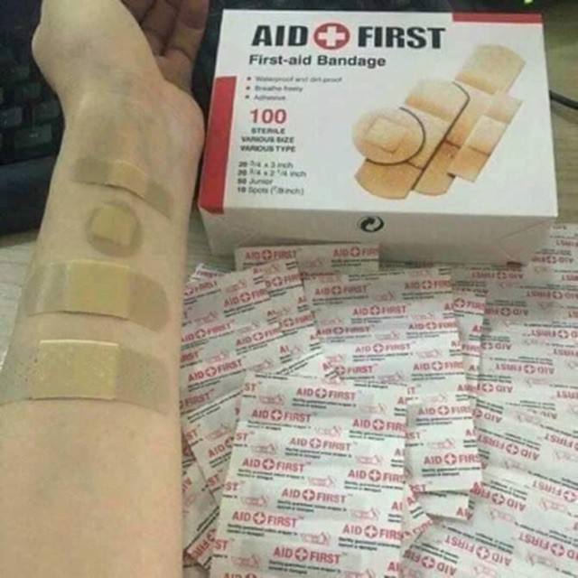 Hộp 100 BĂNG KEO CÁ NHÂN KHÔNG THẤM