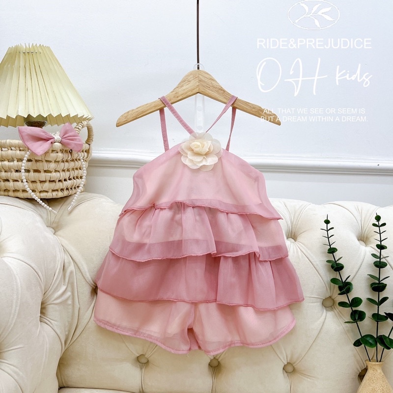 Bộ quần áo bé gái hai dây 3 tầng kèm quần cho bé yêu 10-20kg. Chất lụa hàn siêu đẹp, mềm mịn