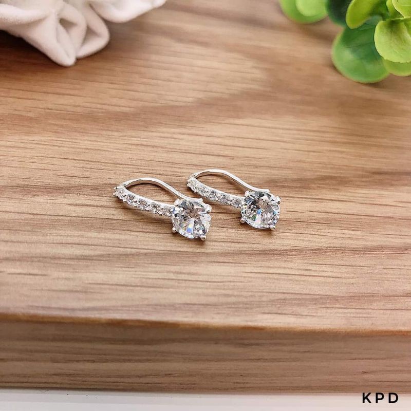 Những Mẫu Bông Tai Bạc Nụ Đá Silver Kiểu Dáng Sang Trọng