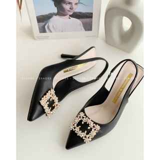 Giày sandal cao gót bít mũi hoa đá vuông da sần gót nhọn 7p sang chảnh
