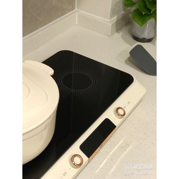 Bếp từ đôi QG của Anh- bản cao cấp có kèm khay nướng - Cáo đeo nơ