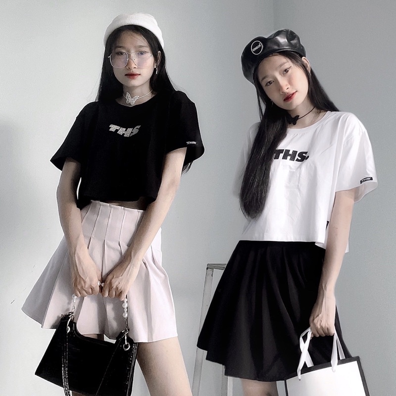 Áo Croptop Form Rộng TeeHolic Logo Nhũ Kim Tuyến THS