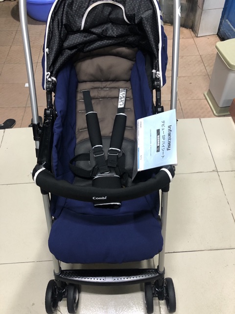 Xe Đẩy 2 Chiều Gầm Cao Combi