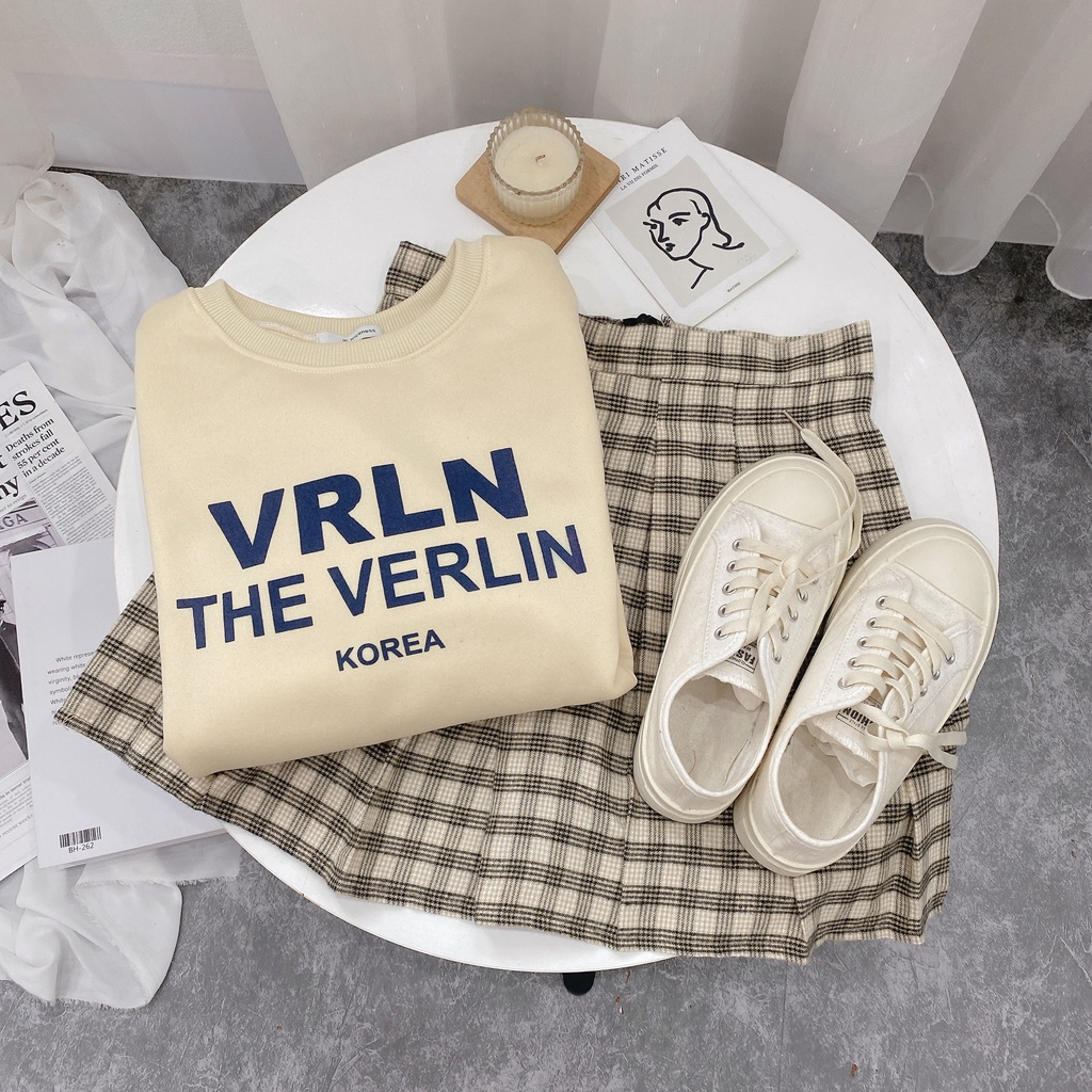 Set áo sweater nỉ chữ mix chân váy xoè caro có lót trong