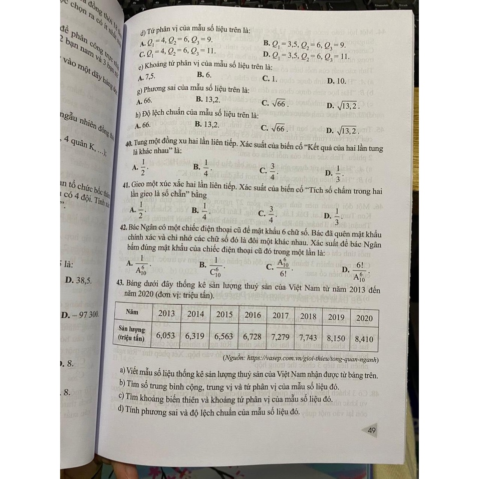 Sách - Bài tập toán 10 tập hai bán kèm 1 cuốn tô màu 15k