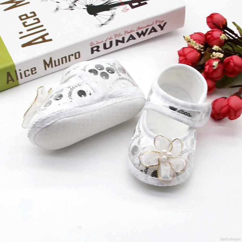 Giày búp bê đế mềm phối họa tiết hoa xinh xắn dành cho bé gái từ 0-18 tháng tuổi