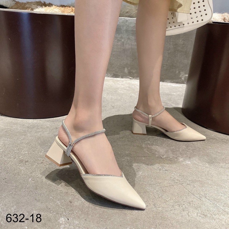 Sandal nữ cao gót bít mũi gót vuông tán đá mã s166