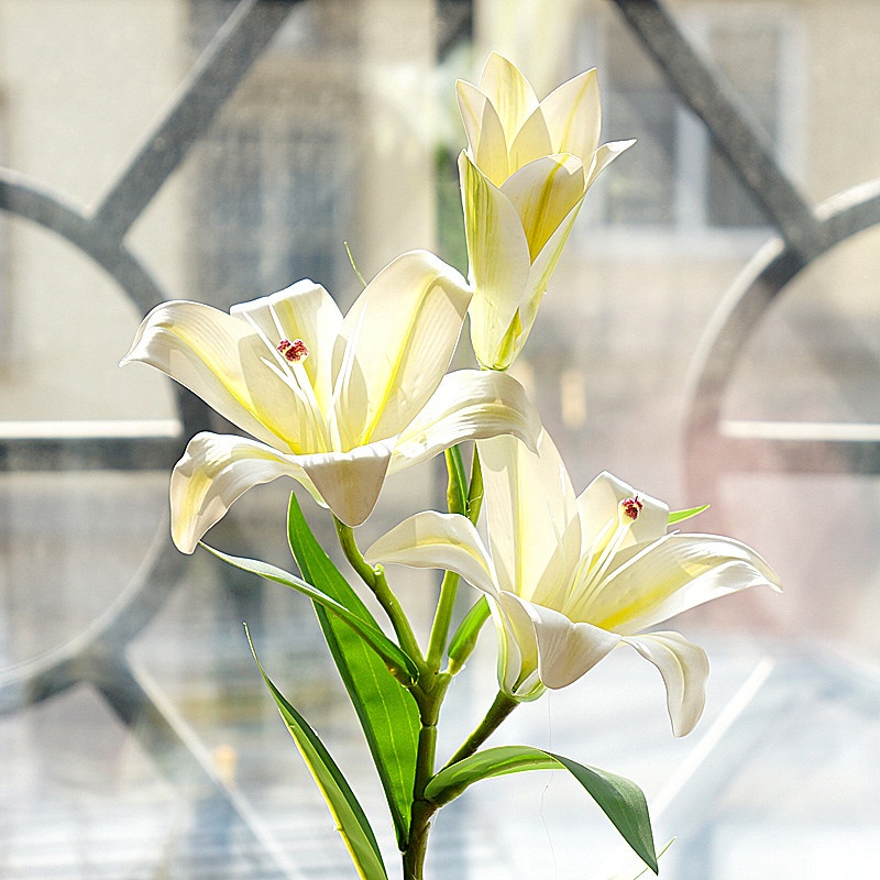 Nhánh Hoa lily Giả 3 Đầu Dùng Trang Trí Nhà Cửa