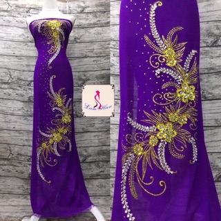 Vải áo dài đính cườm