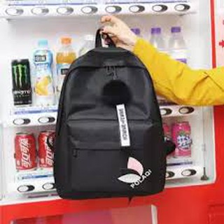 CẶP NỮ ĐƯỢC NHIỀU BẠN SĂN ĐÓN