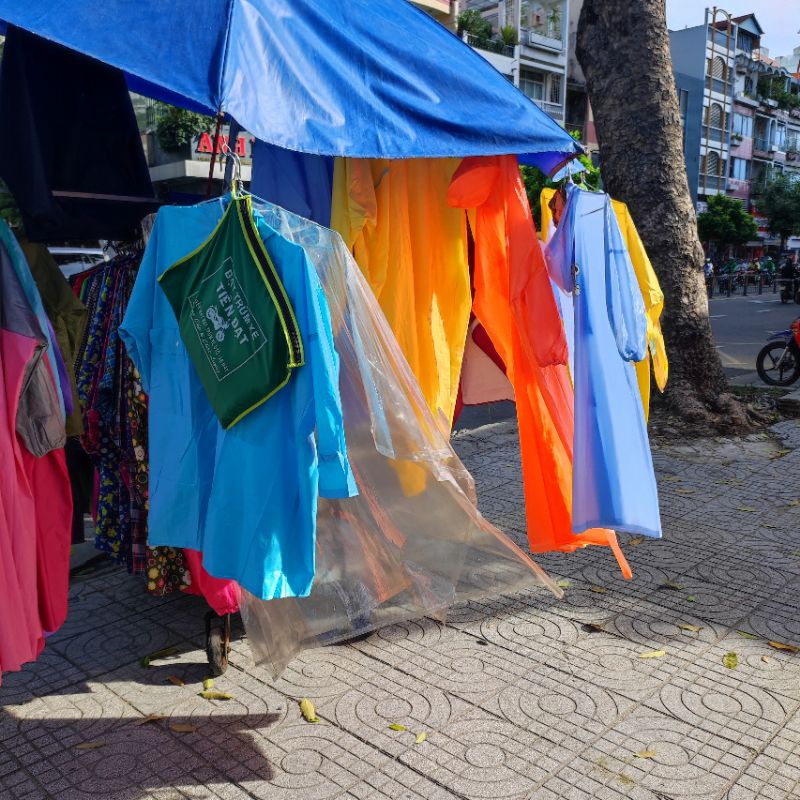 áo mưa bít nhựa dẻo loại dày