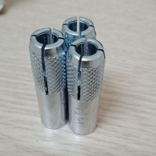 Tắc kê đạn M8 ( Nở đạn M8)