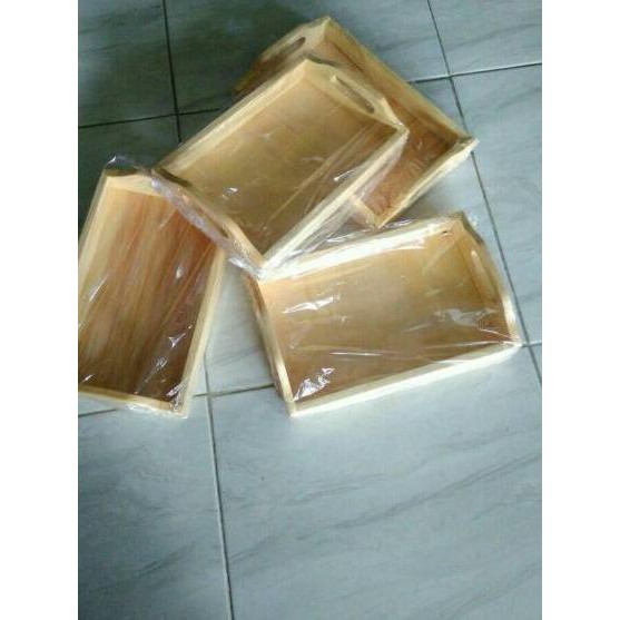 Khay Gỗ Thông Có Tay Cầm Cong Kích Thước 40x30 | BigBuy360 - bigbuy360.vn