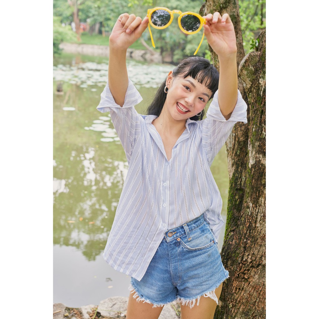 Anniegals - Áo sơ mi sọc xanh oversize tay dài - Blue Striped Oversized Shirt