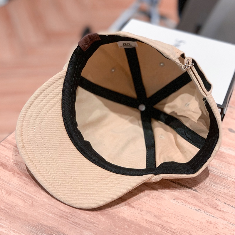 Mũ lưỡi trai vải nhung vành ngắn phẳng họa tiết chữ phong cách thu đông Nhật Bản cổ điển dành cho cặp đôi