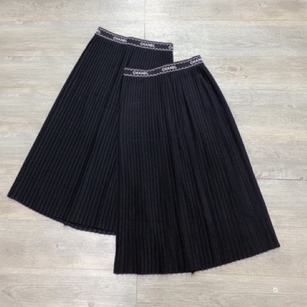 Chân váy xếp ly NHẬT LINH chân váy dài đến gối cạp chun phối họa tiết sang chảnh - CV195