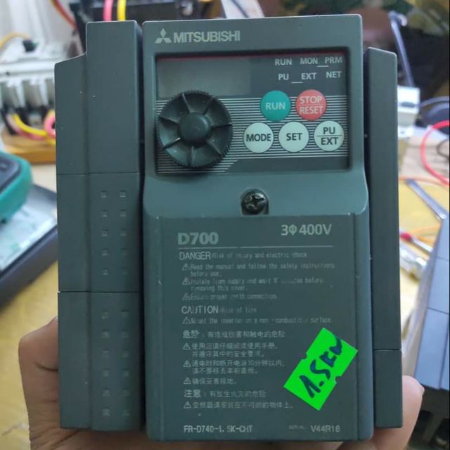 Biến tần 3p 380v1.5-2,2kw