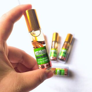 Dầu Gió Nhân Sâm Dạng Lăn Thái Lan 8ml