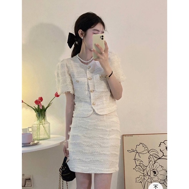 Set Áo Ren Cổ Tròn Phối Quần Suông Dài Kiểu Dáng Công Sở Sang Chảnh Thanh Lịch