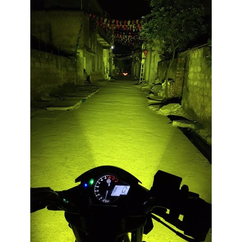 Đèn trợ sáng L4x hàng loại 1 tặng full phụ kiện