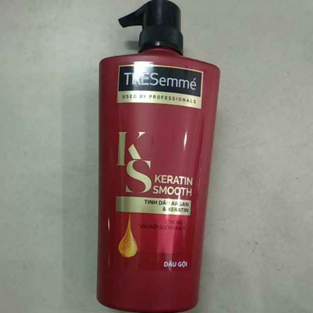 Dầu gội TRESemme' KERATIN SMOOTH cho tóc khô xơ & không vào nếp 650 gr