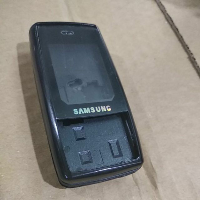 Vỏ samsung B500 vỏ bộ k phím