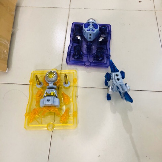 Đồ chơi siêu nhân Robot phép thuật