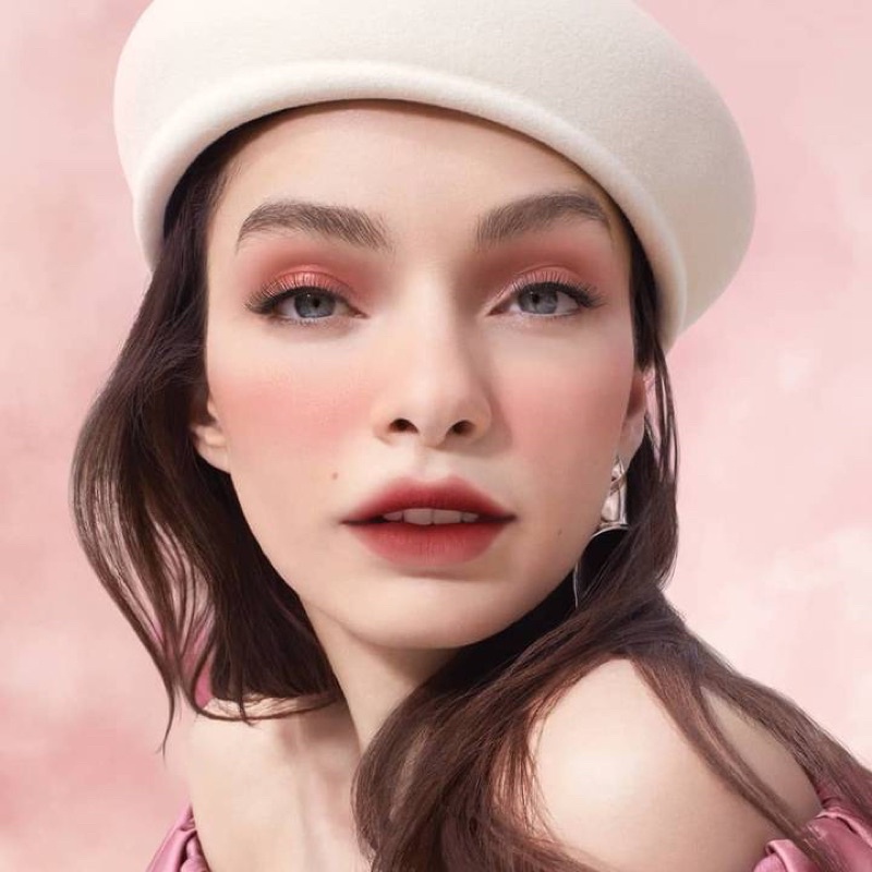Son Môi Loreal Velvet Matte Lì Mịm Chiffon Signature