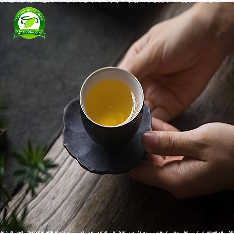 Trà búp Thái Nguyên - gói 200g chè Thái Nguyên ,đóng gói thường ,chất lượng cao