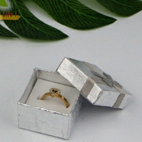 Hộp quà nhỏ có nơ trang trí, đựng nhẫn, quà tặng nhỏ 4.5x4.5x2.5 - VPP Halu