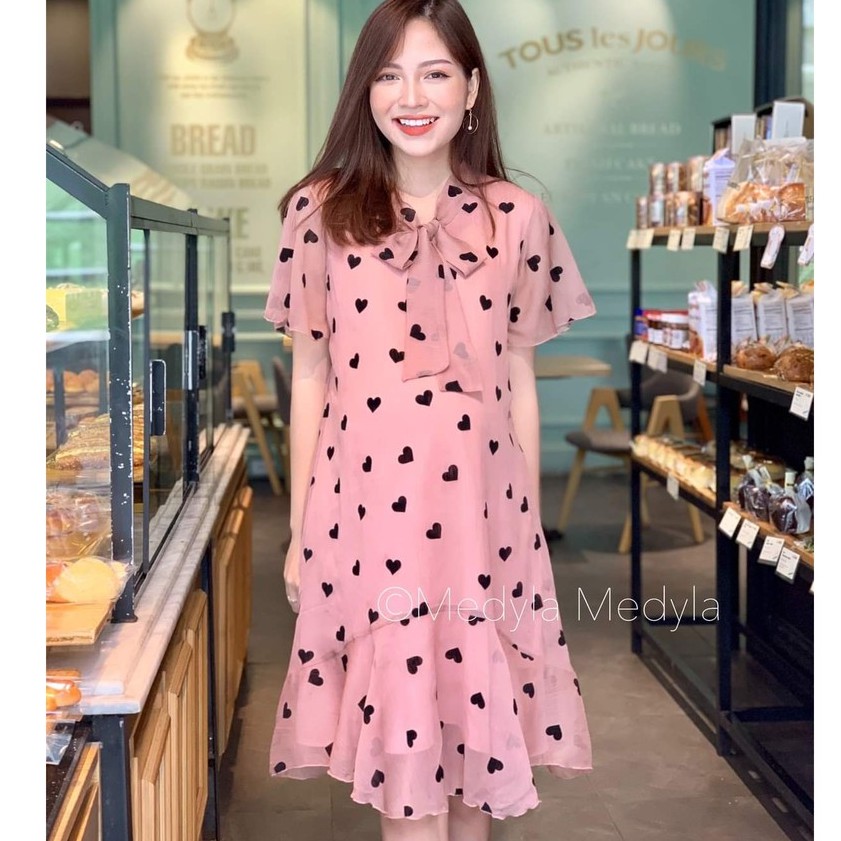 Đầm Bầu 🌸 FREESHIP 🌸 Đầm Bầu Váy Bầu Chất Hoa Lụa Có Nơ Cổ, Freesize từ 45 đến 70Kg