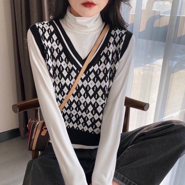 Áo gile len dệt kim họa tiết thổ cẩm đen dáng ngắn vintage Hàn Quốc Sollle
