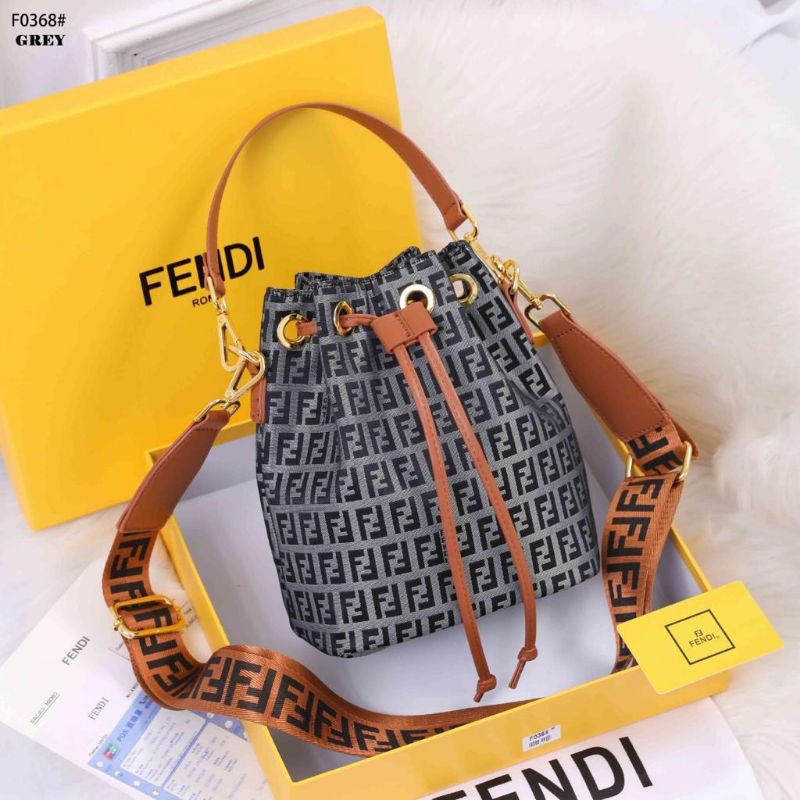 Fendi Túi Đeo Chéo F0368 Thời Trang Trẻ Trung