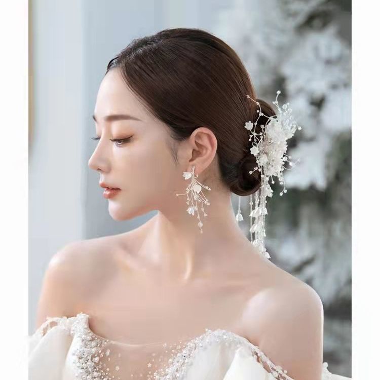Phụ Kiện Cài Tóc Hình Hoa Phối Tua Rua Bằng Sứ Handmade Cho Cô Dâu